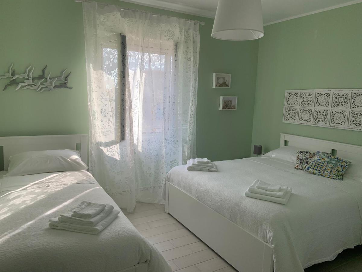 Edoardo E Franca Apartment Минтурно Екстериор снимка