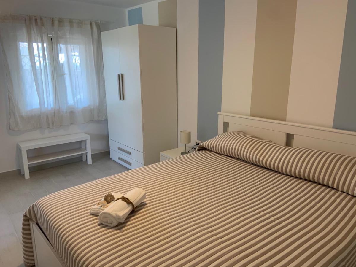 Edoardo E Franca Apartment Минтурно Екстериор снимка