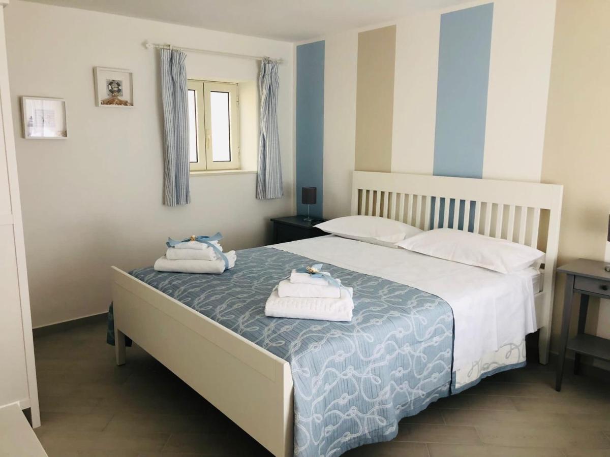 Edoardo E Franca Apartment Минтурно Екстериор снимка
