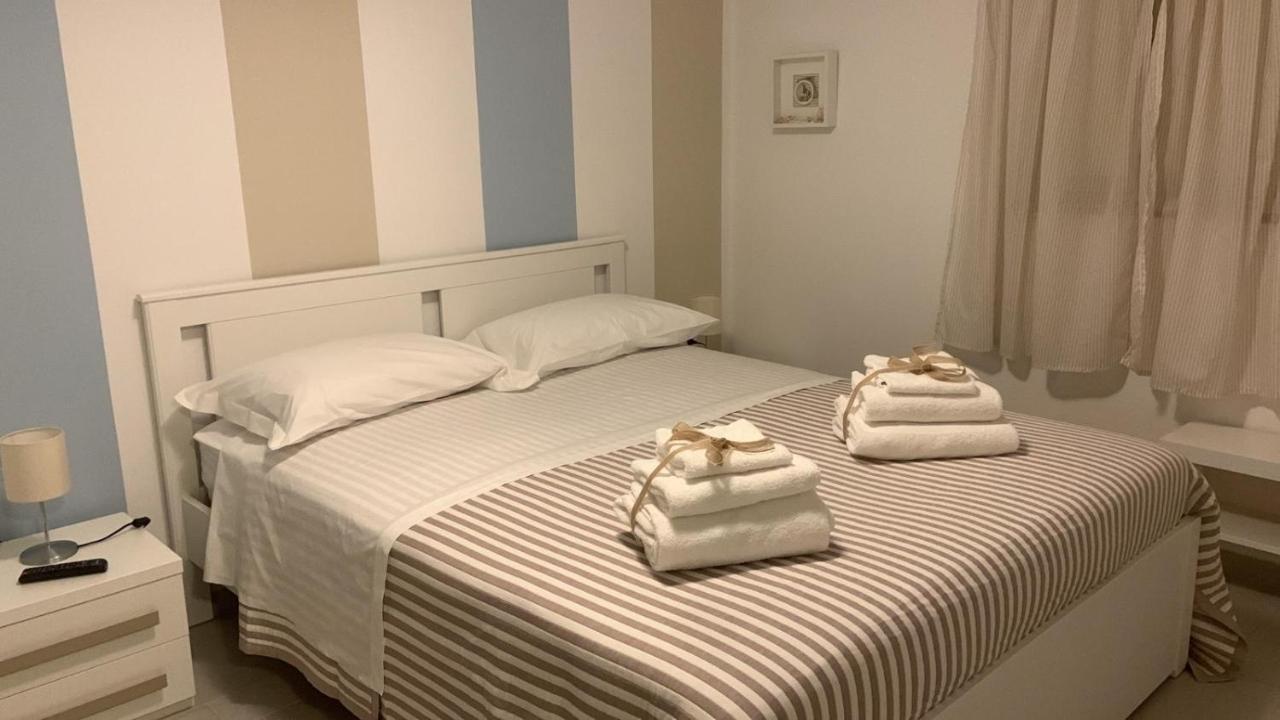 Edoardo E Franca Apartment Минтурно Екстериор снимка