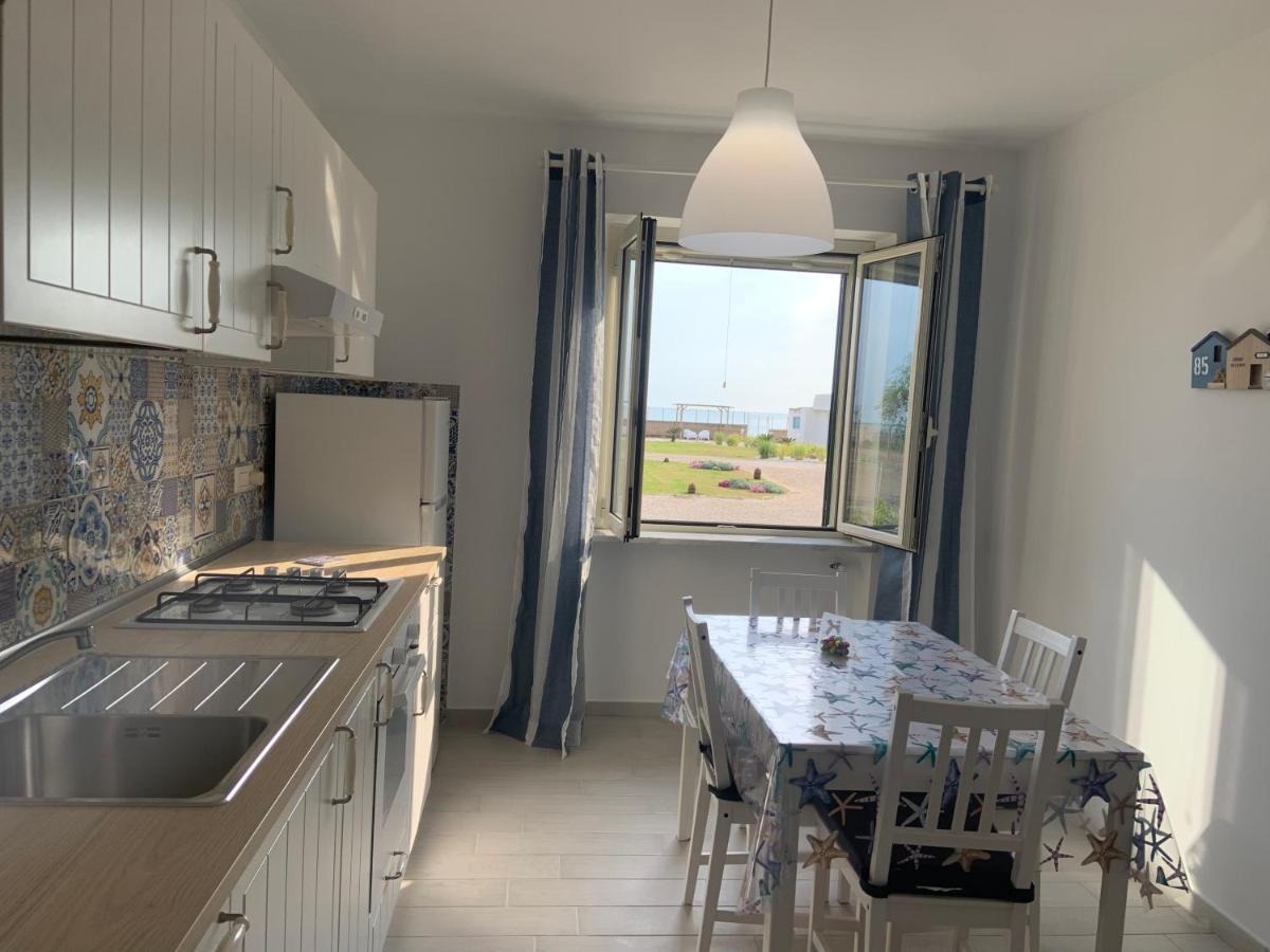 Edoardo E Franca Apartment Минтурно Екстериор снимка