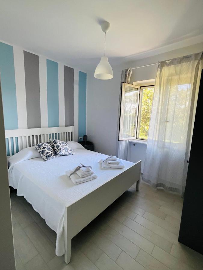 Edoardo E Franca Apartment Минтурно Екстериор снимка