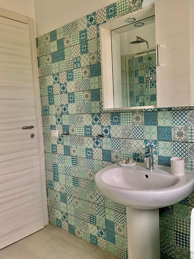 Edoardo E Franca Apartment Минтурно Екстериор снимка