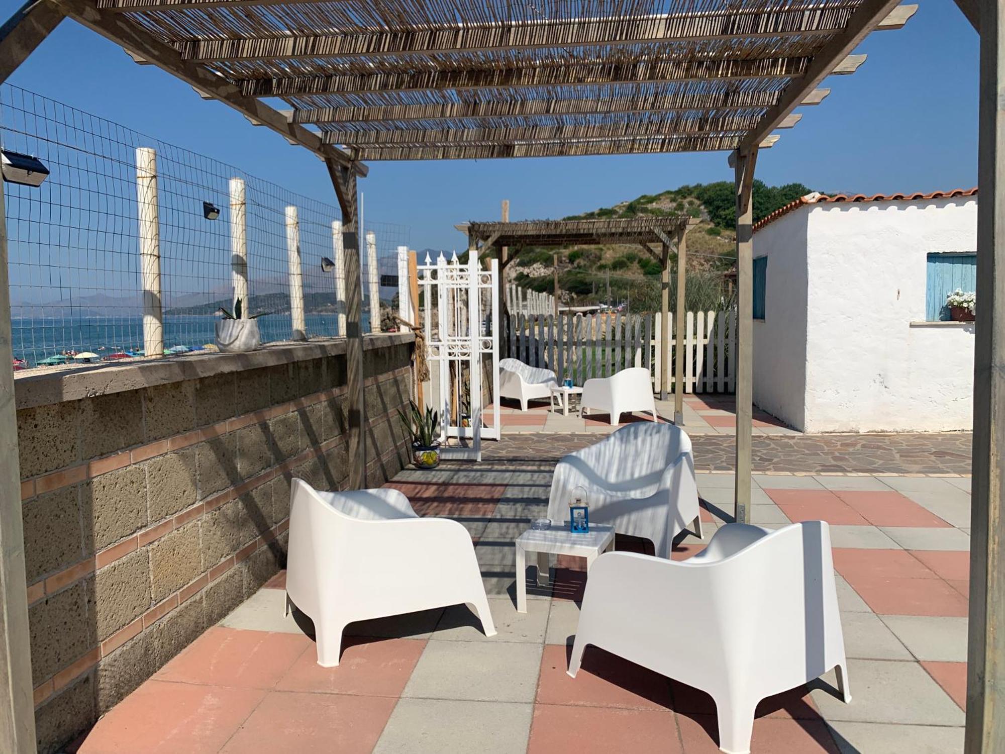 Edoardo E Franca Apartment Минтурно Екстериор снимка